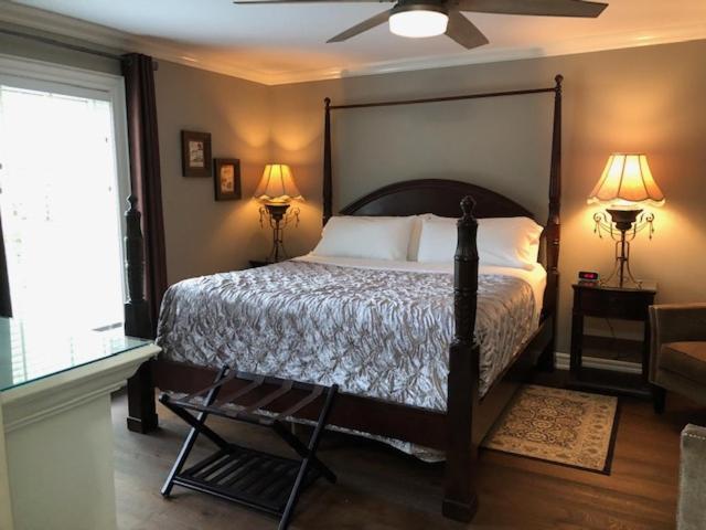 ניאגרה און דה לייק Casa Blanca Boutique Bed & Breakfast מראה חיצוני תמונה